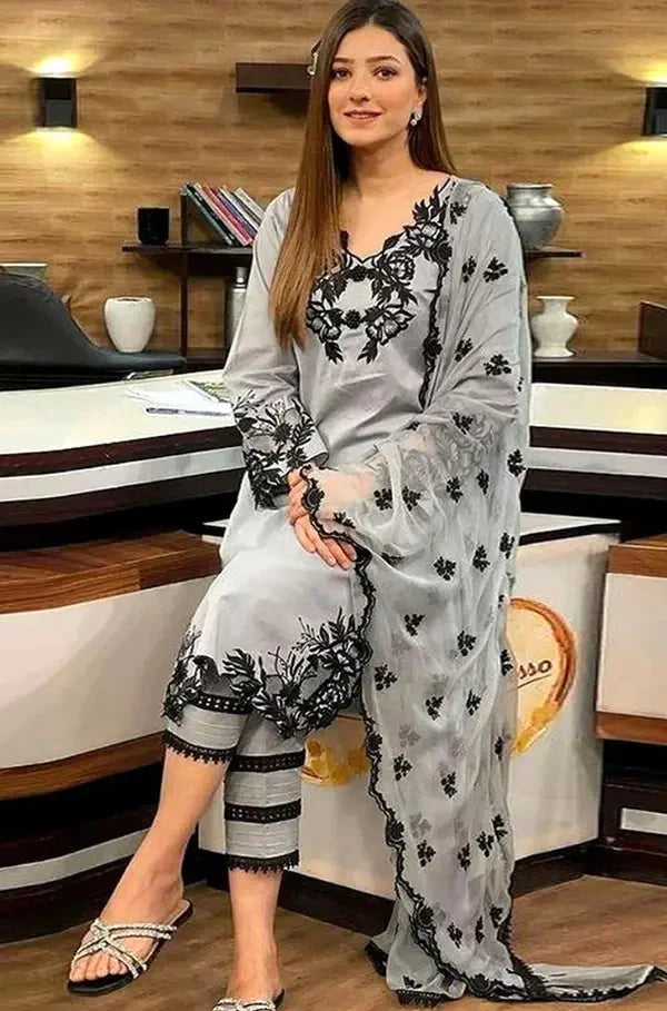 AGHA NOOR PREMIUM LAWN 3PC LC-7030