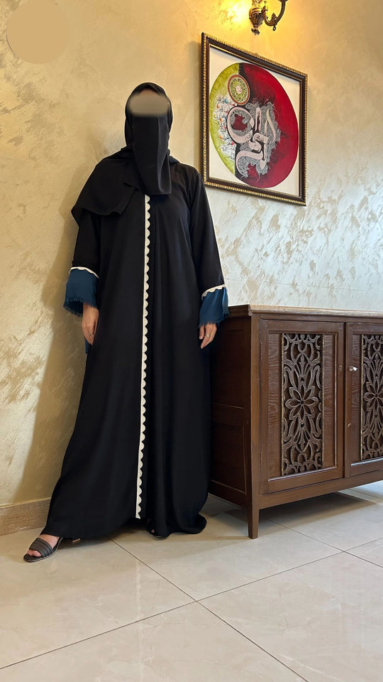 ASWAD ABAYA