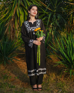 Fahira 2-Piece Black Lawn with White Embroidered Detailing